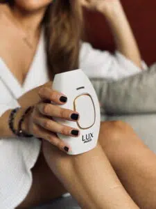 Come eliminare i baffetti con la luce pulsata 2 LuxMate